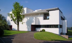 Pintura de fachada en vivienda unifamiliar en Armentia